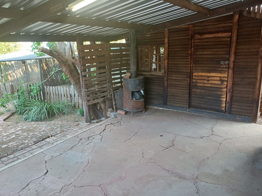 2 Bedroom Property for Sale in Uitsig Free State